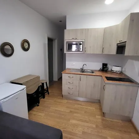 Casa Matele 2 Bed ארונה